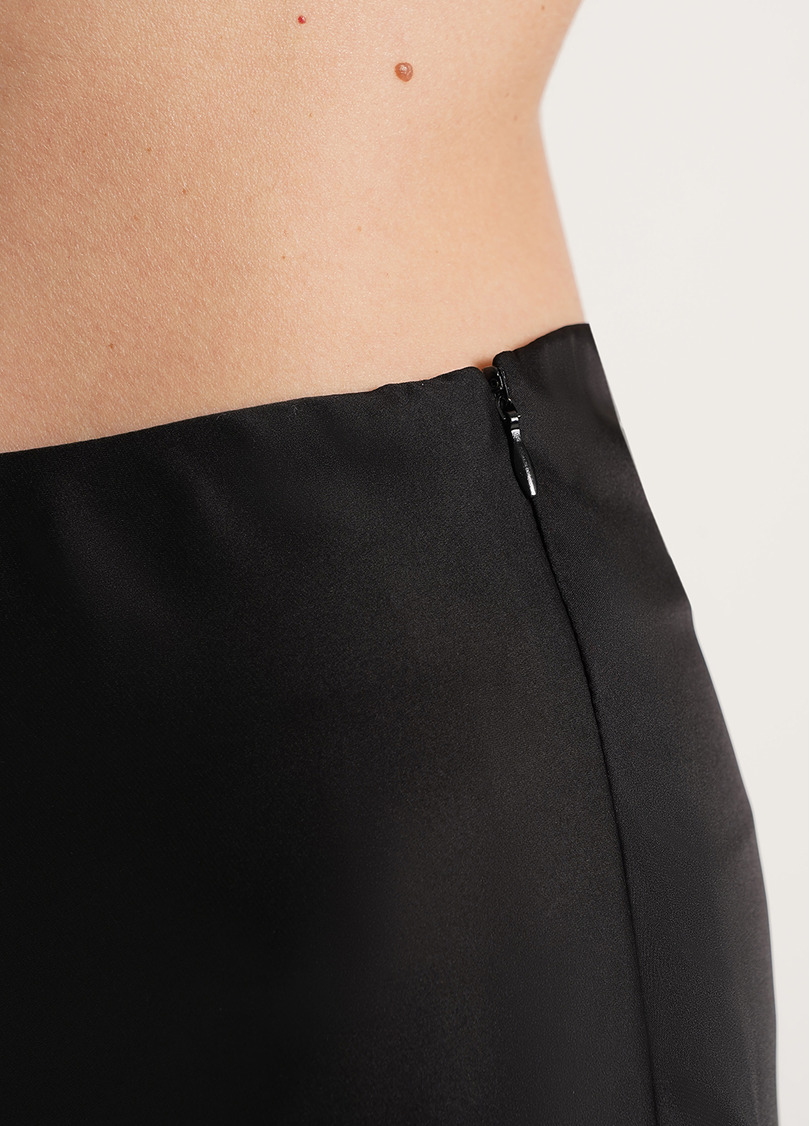 Шовкова спідниця міді HELENA SKIRT 8501/050 black (чорний)