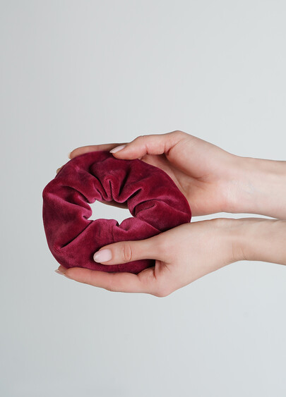 Велюровая резинка для волос скранч SOFT WINTER elastic burgundi (бордовый)