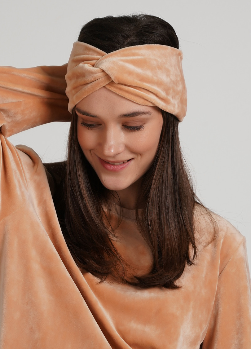 Велюровая повязка на голову SOFT WINTER latte (бежевый)