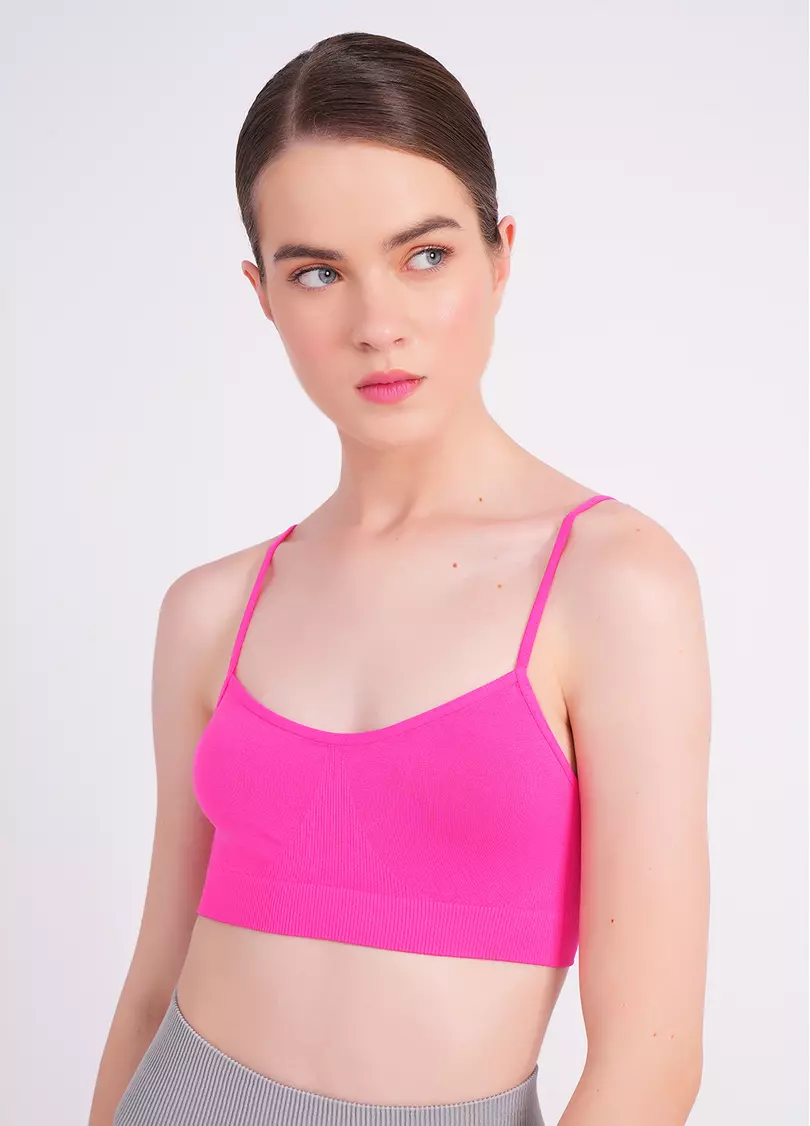Бесшовный топ на тонких бретелях CAMI TOP bright pink (розовый)