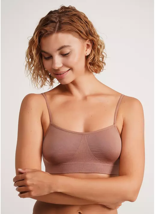 Бесшовный топ на тонких бретелях CAMI TOP mokko (коричневый) Бесшовный топ на тонких бретелях CAMI TOP mokko (коричневый)