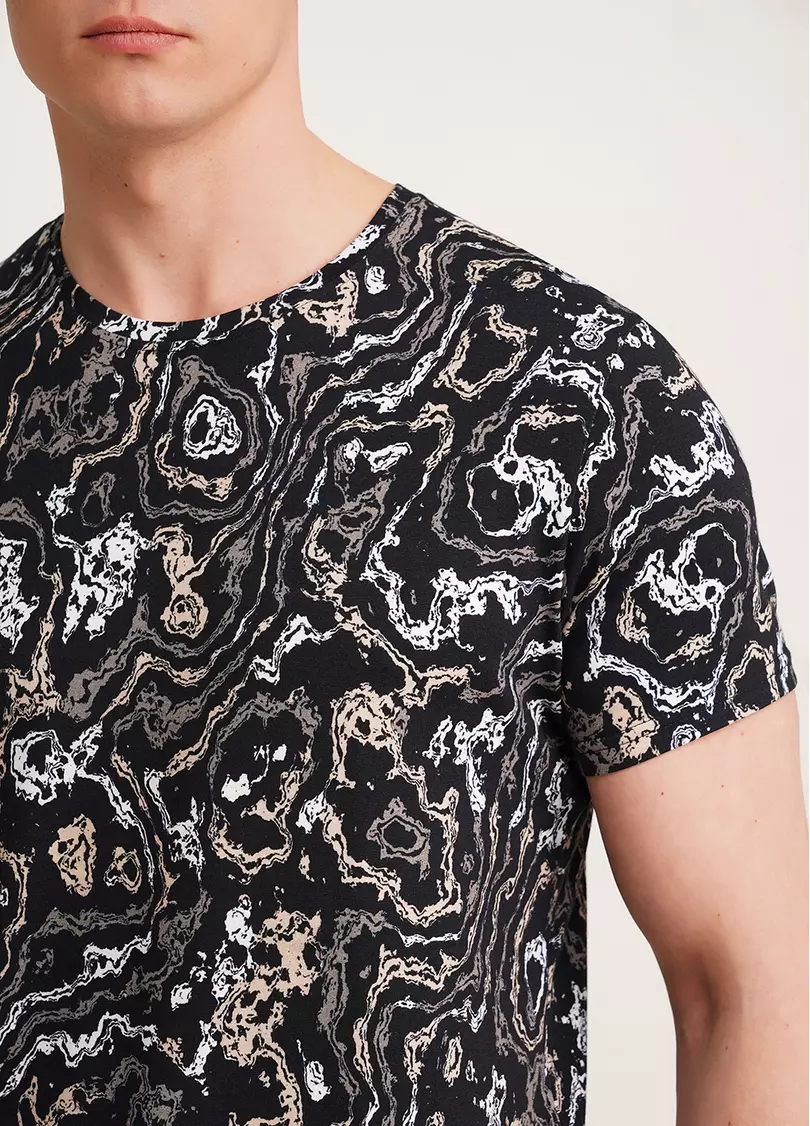 Футболка чоловіча з принтом COUNTRY PRINT 4601/010 abstract print (чорний)