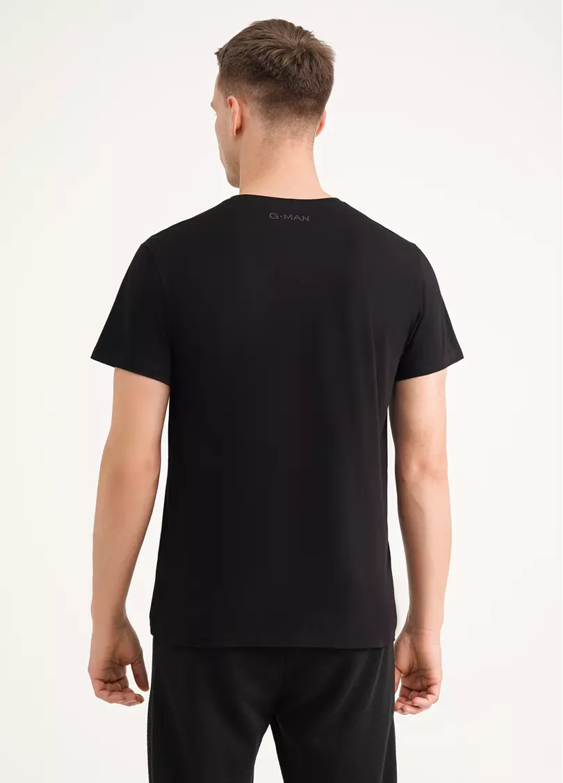 Чоловіча футболка з бавовни G-MAN 4601/010 black (чорний)