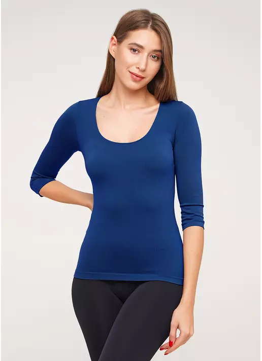 Безшовна футболка з м'якої мікрофібри MAGLIA SCOLLO MADONNA MANICA (темно-синій)