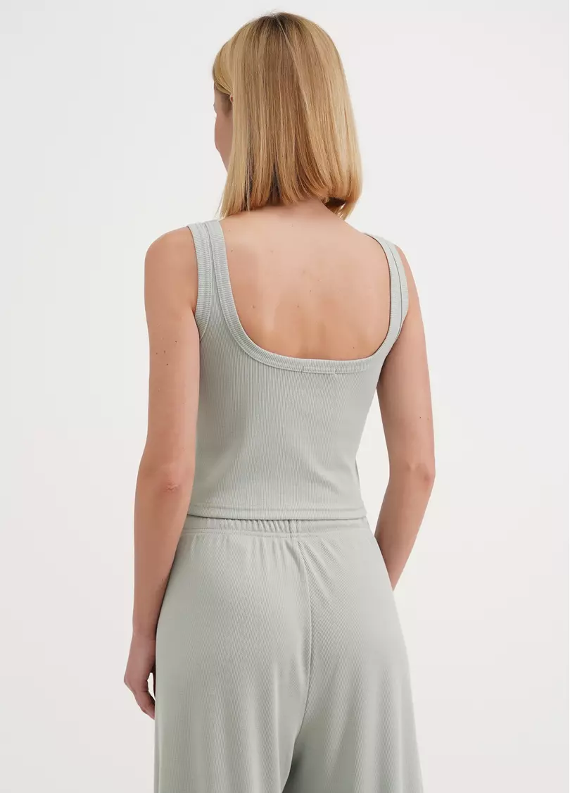 Хлопковый топ с открытой спиной в рубчик RIB 4107/010 mint (зеленый)