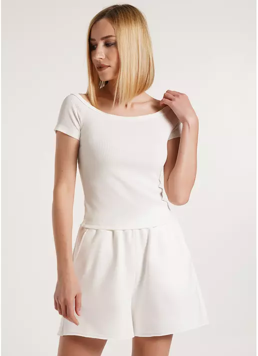 Футболка с вырезом в рубчик RIB 4812/010 milk (белый)