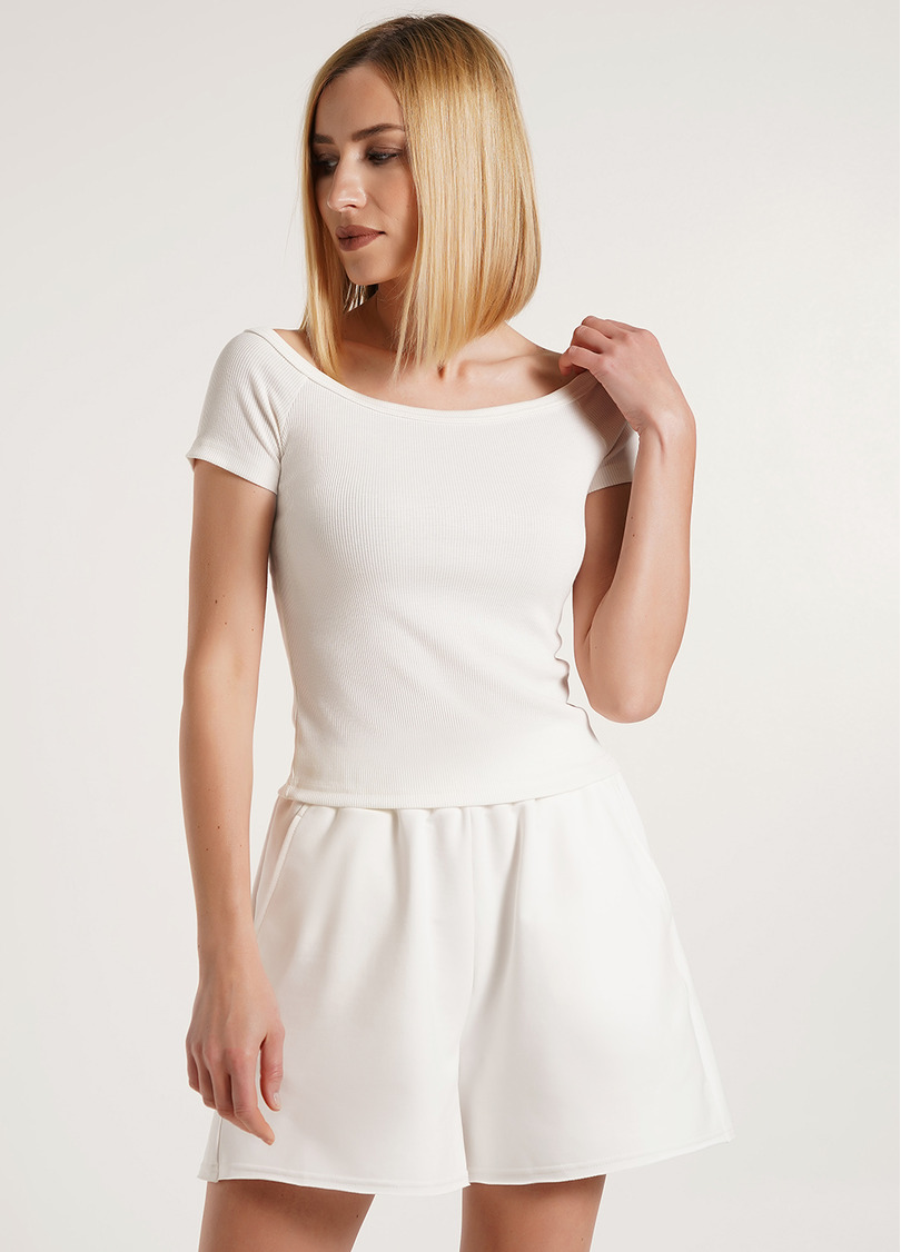 Футболка з вирізом лодочка в рубчик RIB 4812/010 milk (білий)