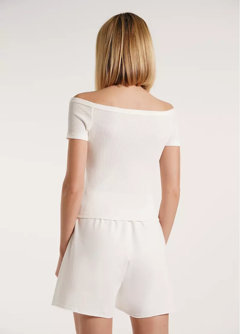 Футболка с вырезом в рубчик RIB 4812/010 milk (белый)