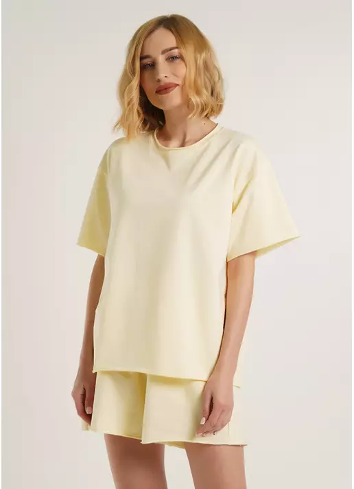 Широка футболка з необробленим низом STREET STYLE 4810/180 milk (жовтий)