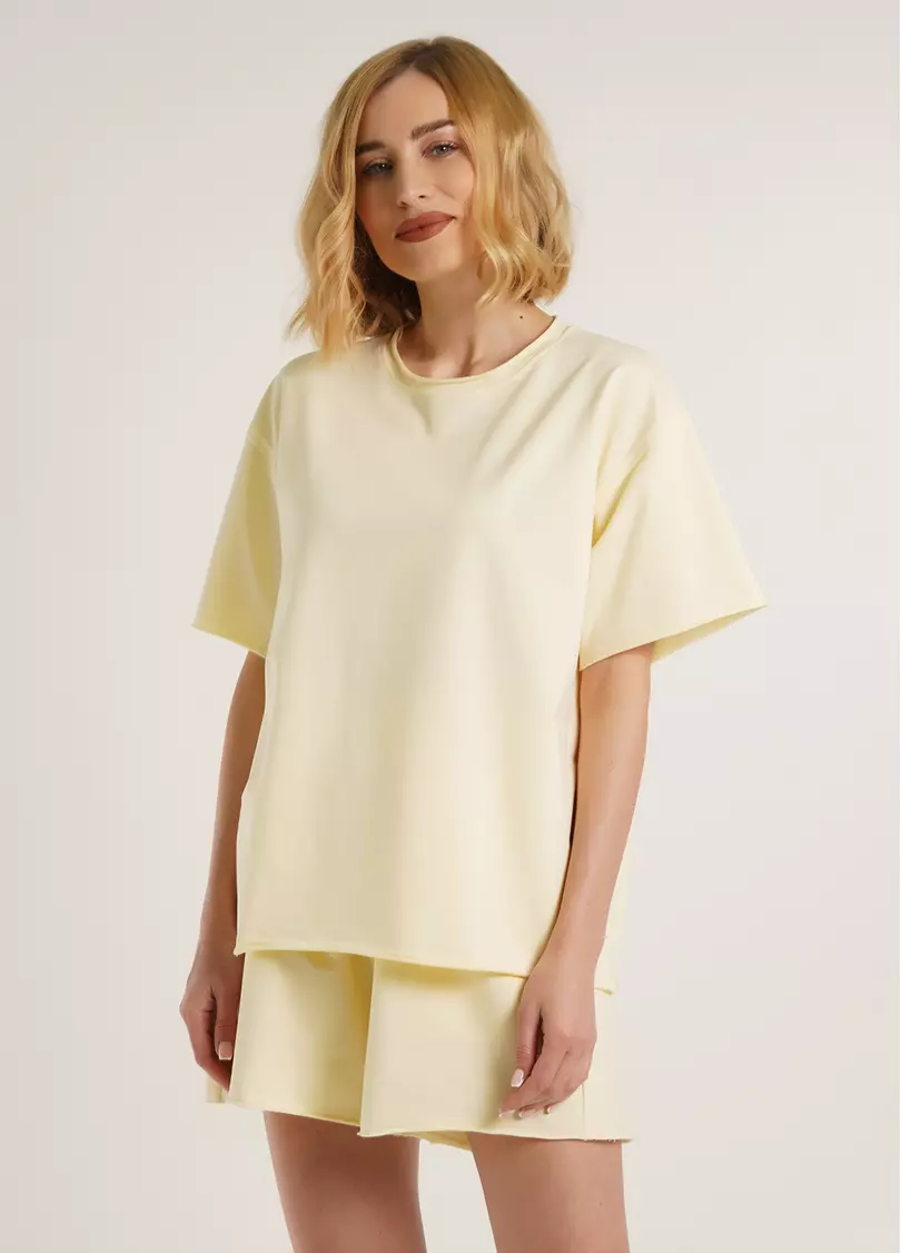 Широкая футболка с необработанным низом STREET STYLE 4810/180 milk (желтый)