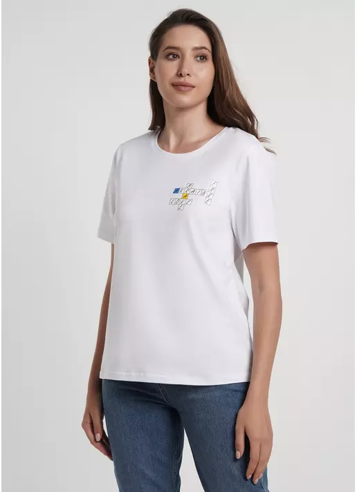 Хлопковая футболка с принтом "Ukraine. Brave. Free. Love" T-shirt print 4802/60 white/crossword (белый)