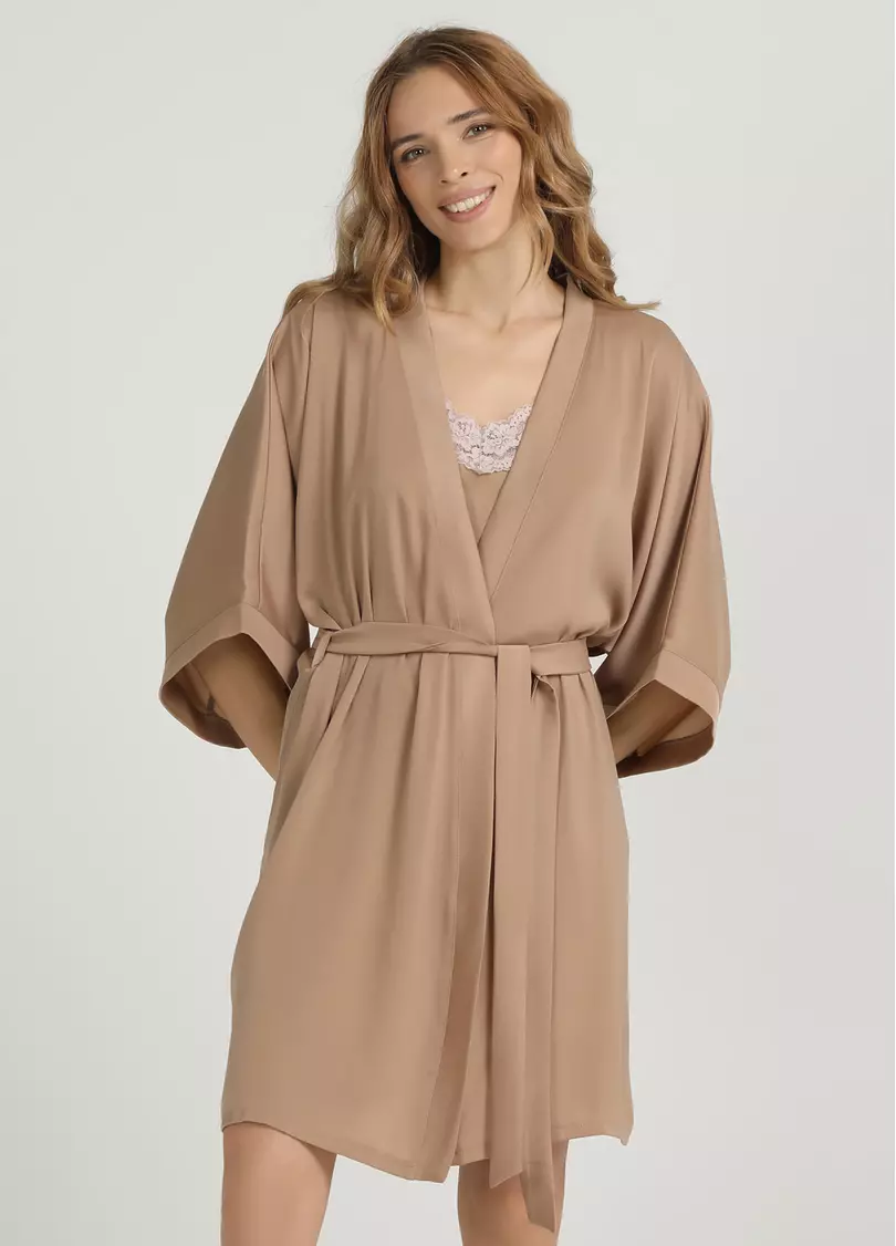 Короткий халат з жатого шовку CREME FOLD 7205/050 creamy beige (бежевий)