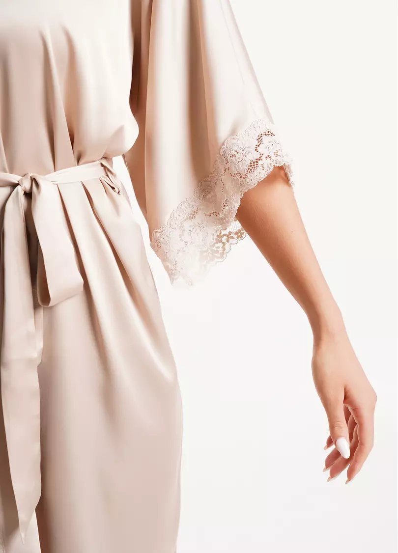 Короткий халат с кружевом HELENA 7212/051 beige (бежевый)