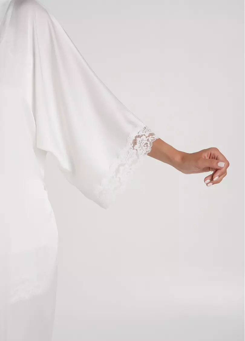 Халат HELENA 7214/051 milk (белый)