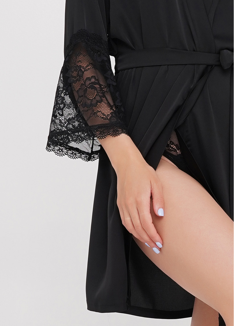 Халат с кружевной спинкой и окантовкой на рукавах HELENA 7317/051