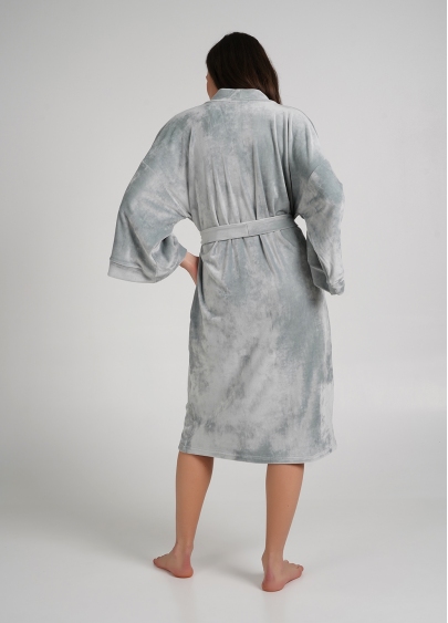 Довгий велюровий халат з широкими рукавами SOFT WINTER 7319/080 grey (сірий)