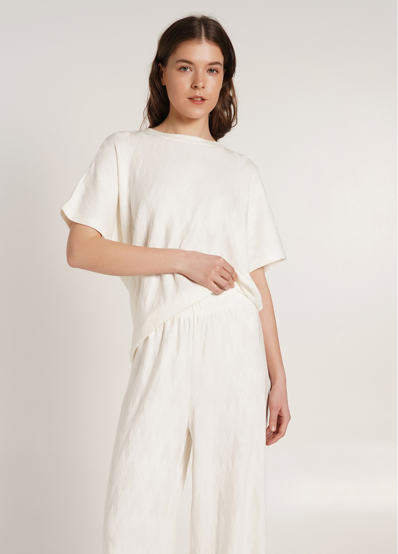 Комплект футболка та штани LIGHT ESSENCE 5122/250 milk (білий)