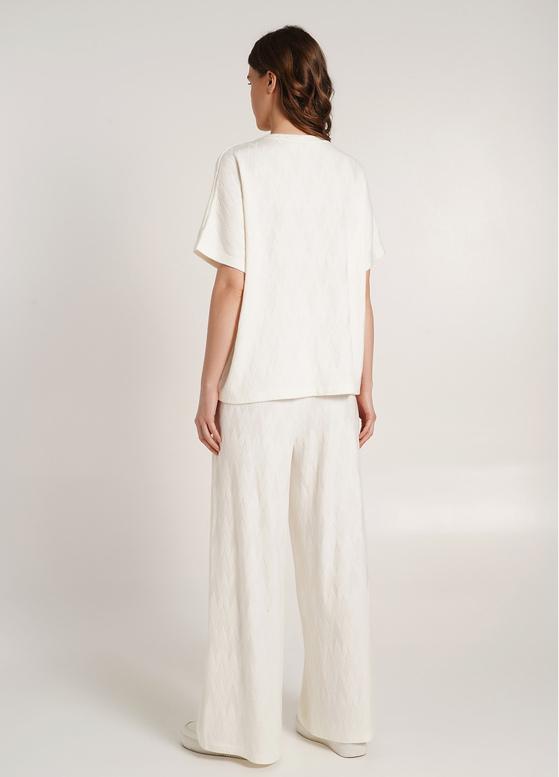 Комплект футболка та штани LIGHT ESSENCE 5122/250 milk (білий)