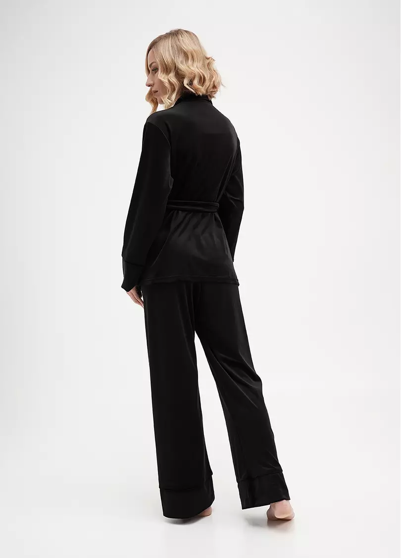 Велюровый комплект жакет на пуговицах и брюки SOFT WINTER 5509/080 black (черный)