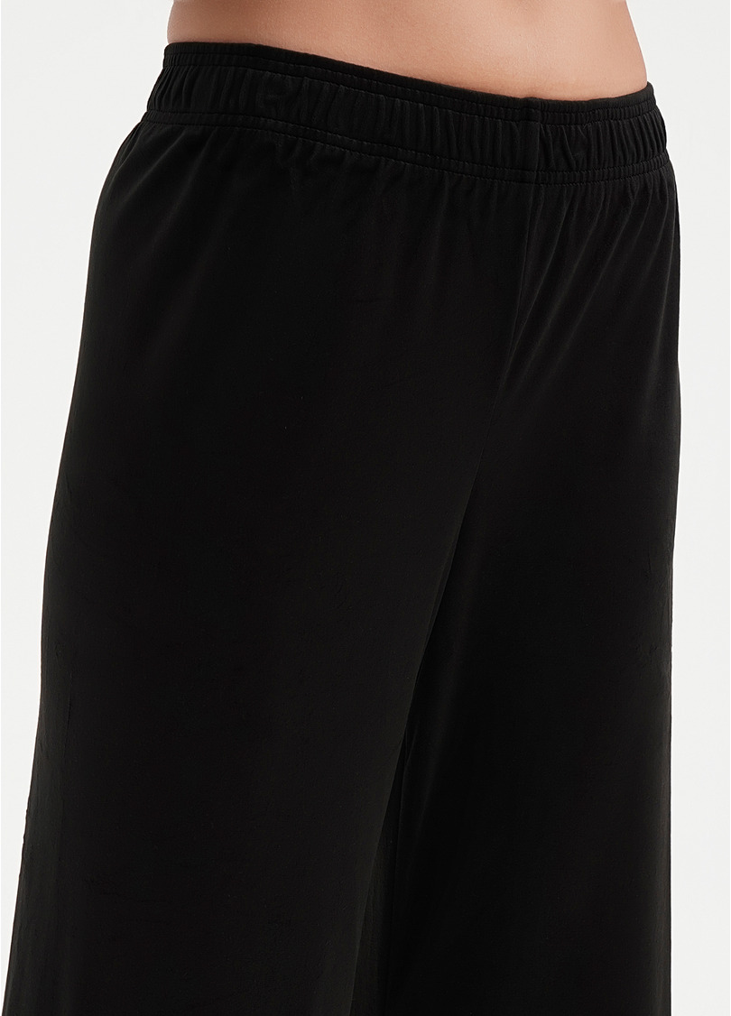 Велюровый комплект жакет на пуговицах и брюки SOFT WINTER 5509/080 black (черный)