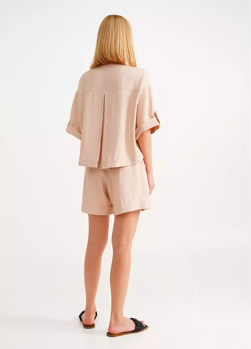 Комплект сорочка та шорти з жатого льону VOYAGE 6601/220 beige (бежевий)