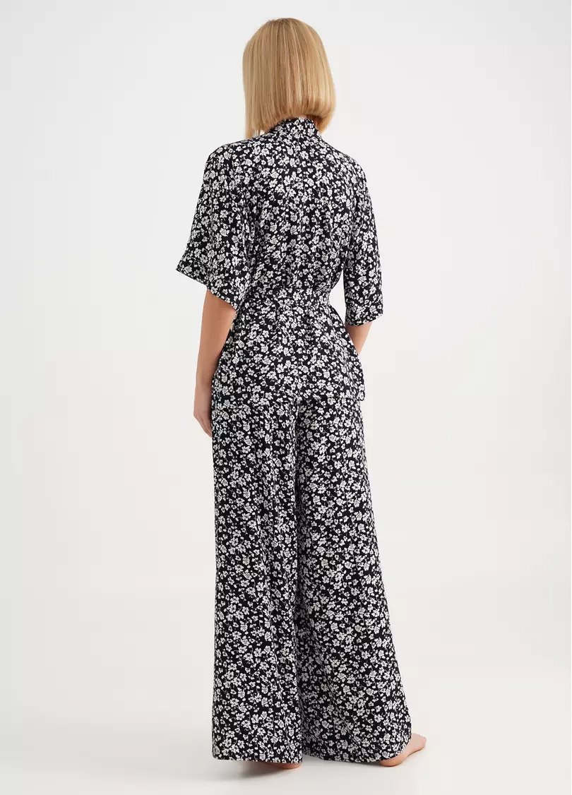 Комплект з жакетом та широкими штанами у квіти WILDFLOWERS 5601/040 blue (синій)