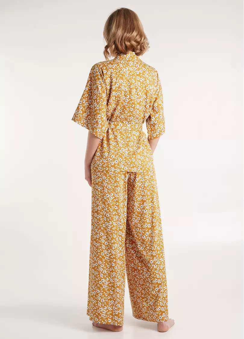 Комплект с жакетом и широкими брюками в цветы WILDFLOWERS 5601/040 mustard (бежевый)