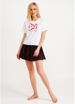Пижама футболка и шорты с принтом красные перцы и надписью "so hot" BUNTARKA PRINT 6125/010 white/black/peppers (белый/черный)