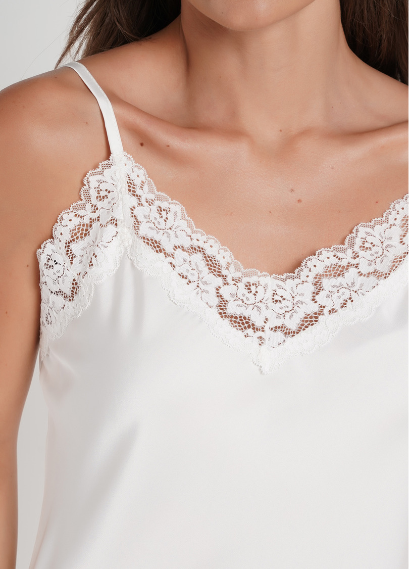 Комплект піжами з шортиками HELENA 6007/051 milk (білий)