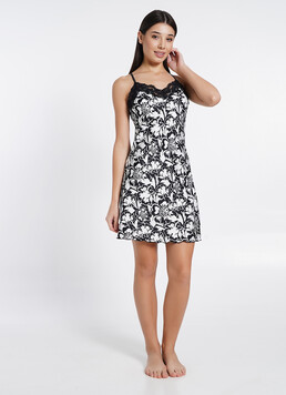 Ночная рубашка из шелка в цветы SILK BLOOM 8011/051 black peony (черный)