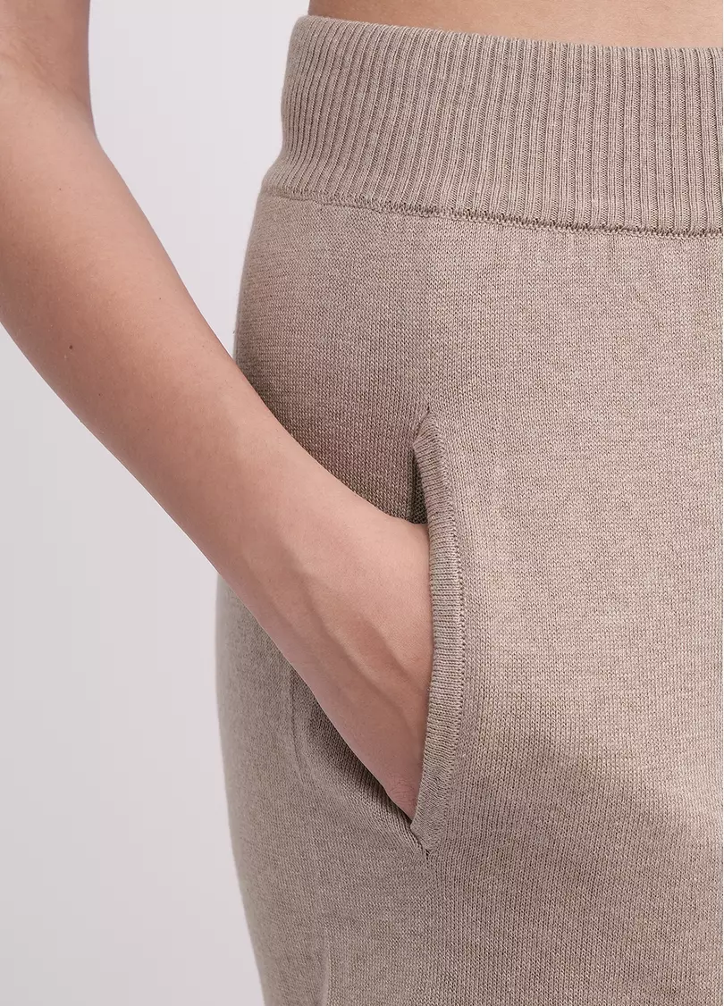 Шорты из вязаного трикотажа FREYJA CTN 4218/230 light brown (коричневый)