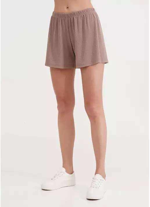 Короткие шорты в рубчик RIB 4209/010 light beige (бежевый) Короткие шорты в рубчик RIB 4209/010 light beige (бежевый)