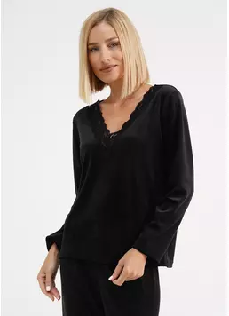 Велюровый топ с V-образным вырезом и кружевом SOFT WINTER 4411/081 black (черный)
