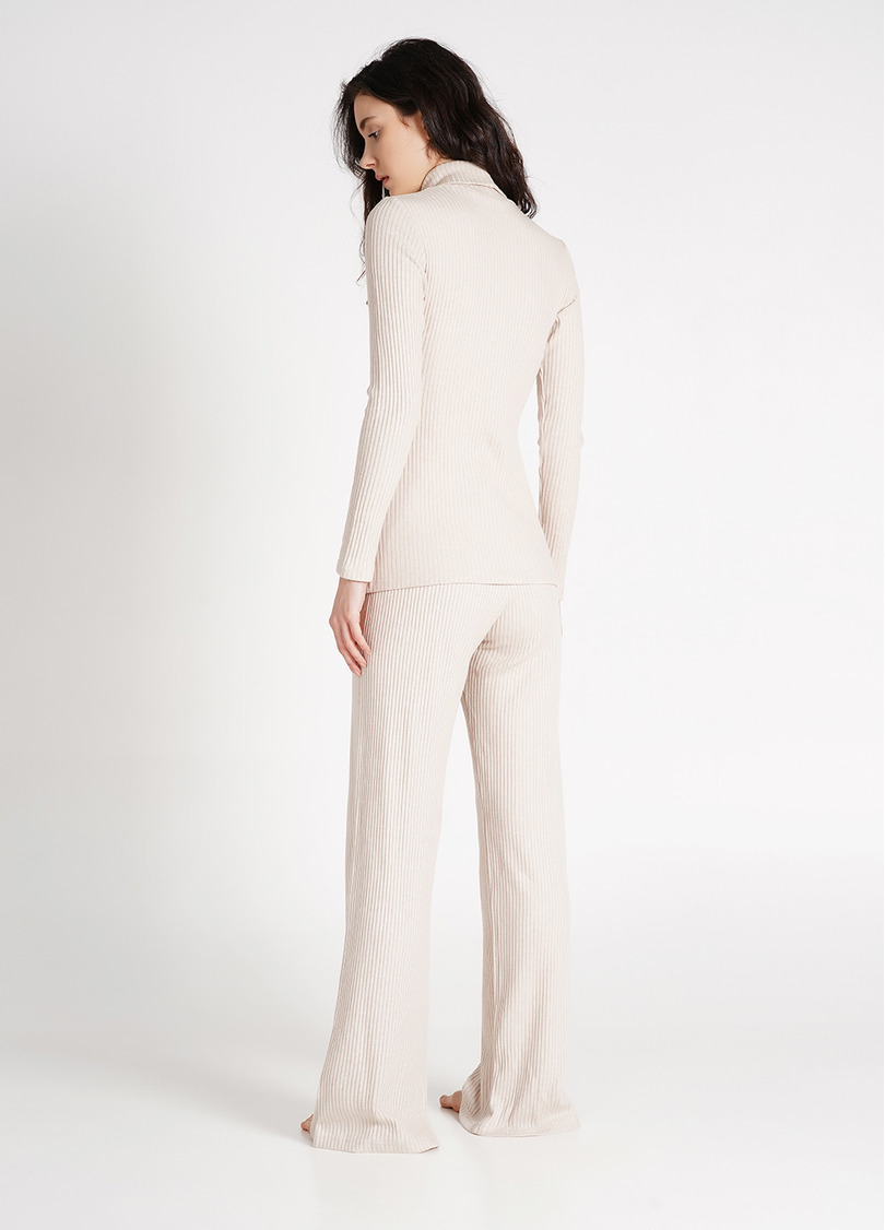 Вязаная водолазка в рубчик WARMLY TOUCH 4904/150 milk (молочный)