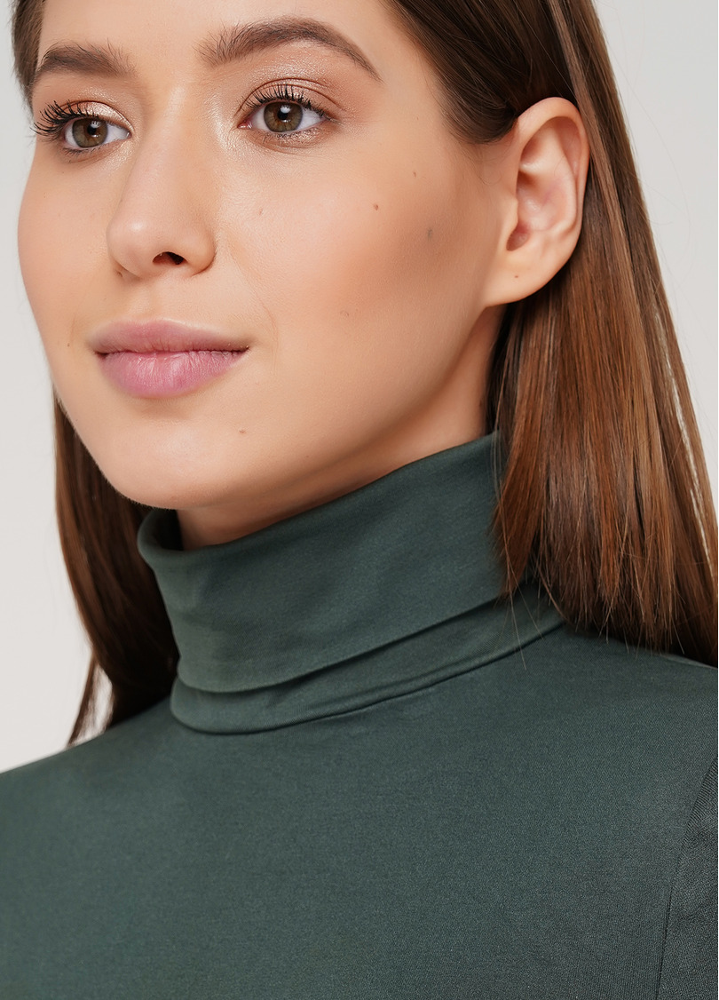 Женская бесшовная водолазка с высоким воротом DOLCEVITA MANICA LUNGA (хаки)