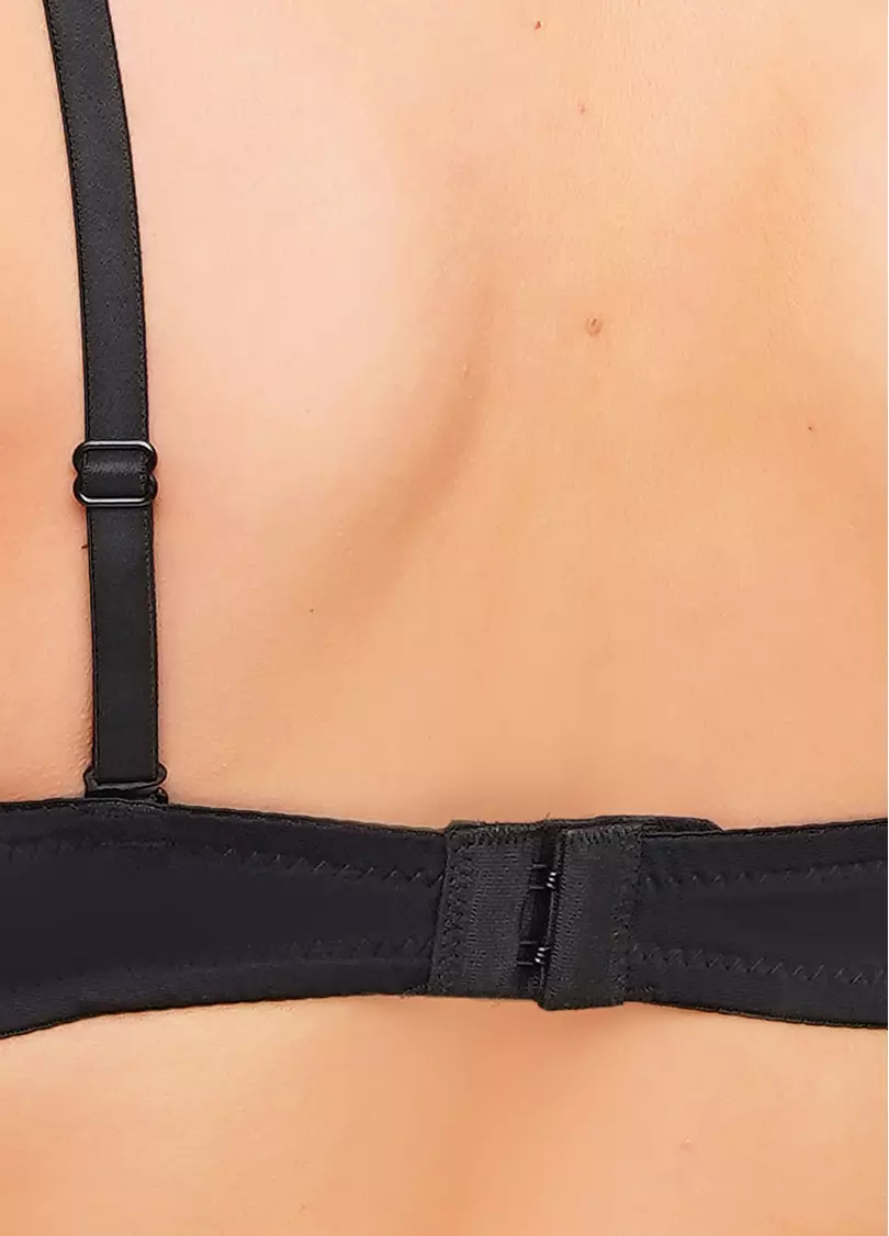 Бюстгальтер с классической формованной чашкой L1501A0 (черный)