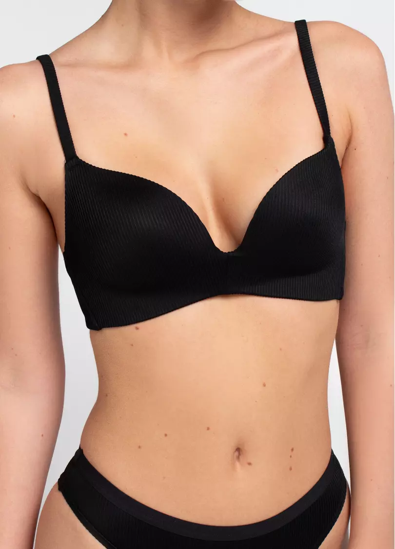 Бюстгальтер треугольной формы из микрофибры в рубчик L1527A (черный)