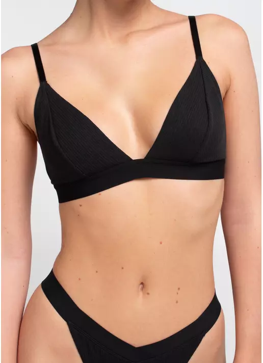 Бюстгальтер с треугольными чашками из хлопка L1530A (черный) Бюстгальтер с треугольными чашками из хлопка L1530A (черный)