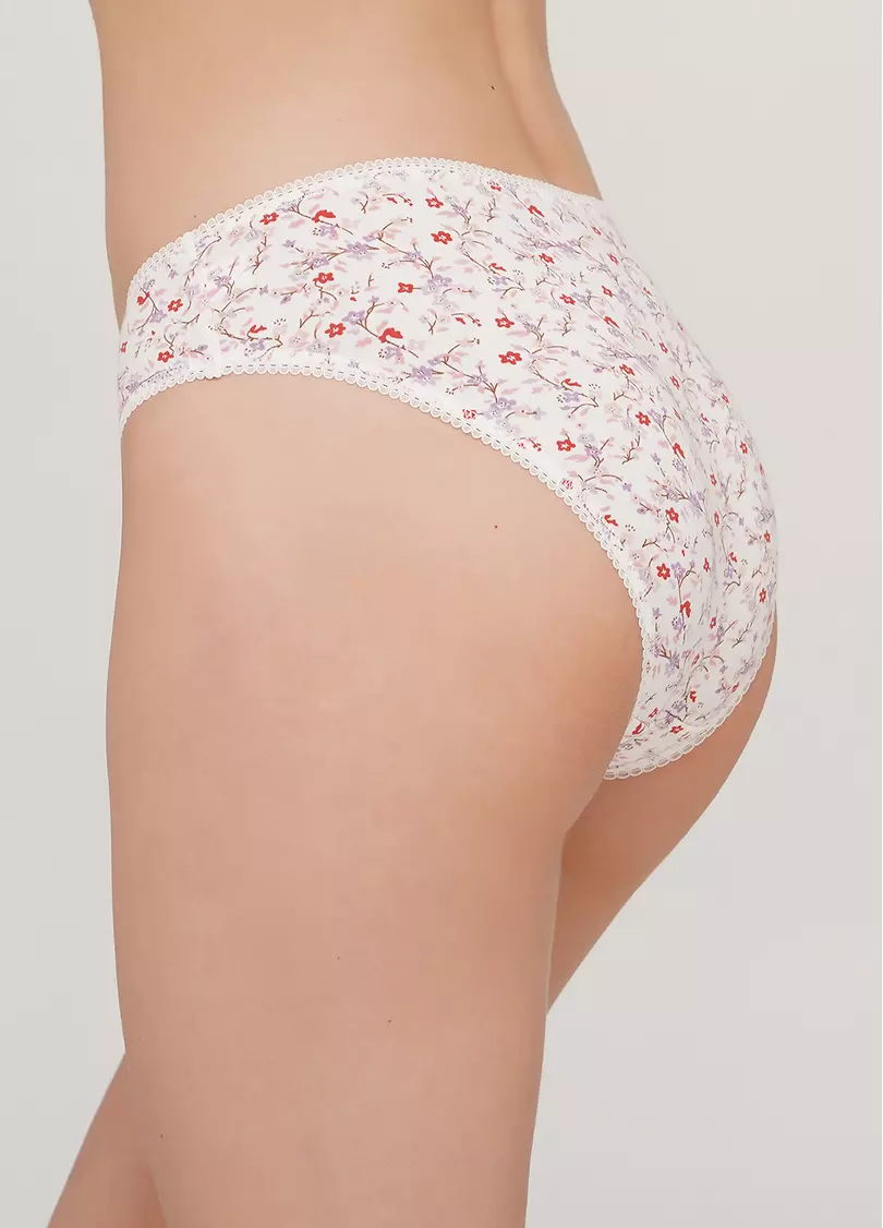 Хлопковые трусики слипы с цветочным принтом Amasing 2301/60 milk/flower (белый)