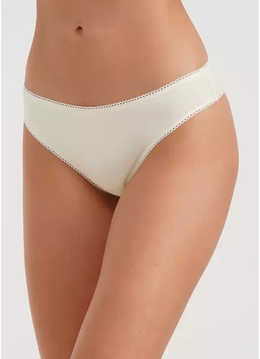 Трусики стринги из хлопка Basic 2102/60 milk (белый)