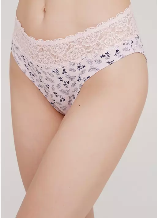Классические хлопковые трусы в цветочный рисунок и с кружевом Blossom 2604/61 white flowers (розовый)