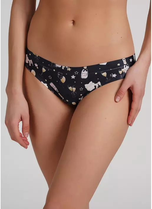 Стринги трусики из микрофибры с новогодним принтом Christmas story 2102/20 black (черный)