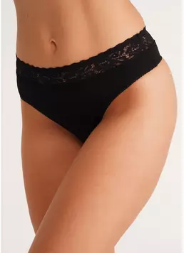 Хлопковые стринги с кружевом LORA 2114/61 black (черный)