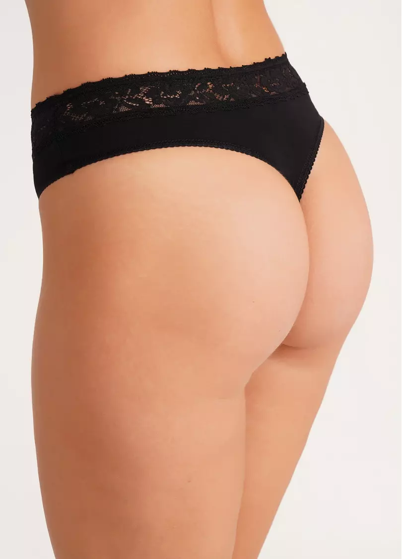 Хлопковые стринги с кружевом LORA 2114/61 black (черный)