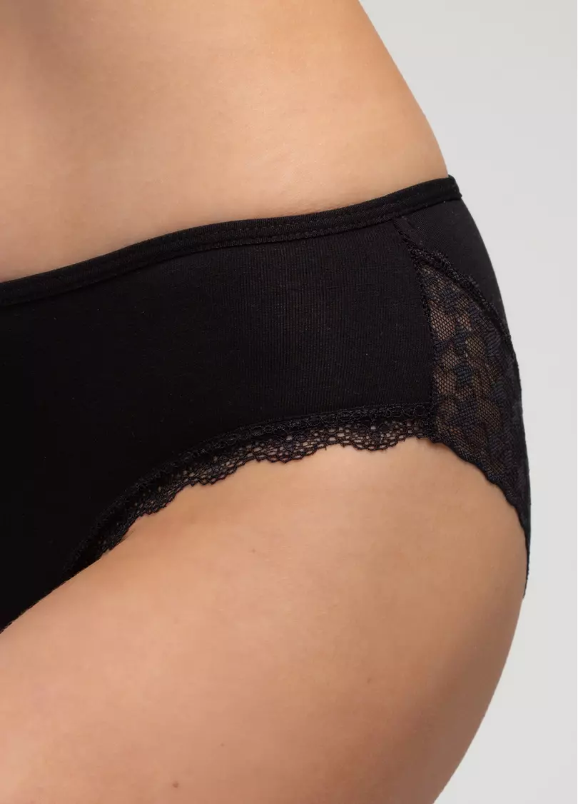 Трусы классические из хлопка с кружевом Lady lace 2316/61 black (черный)