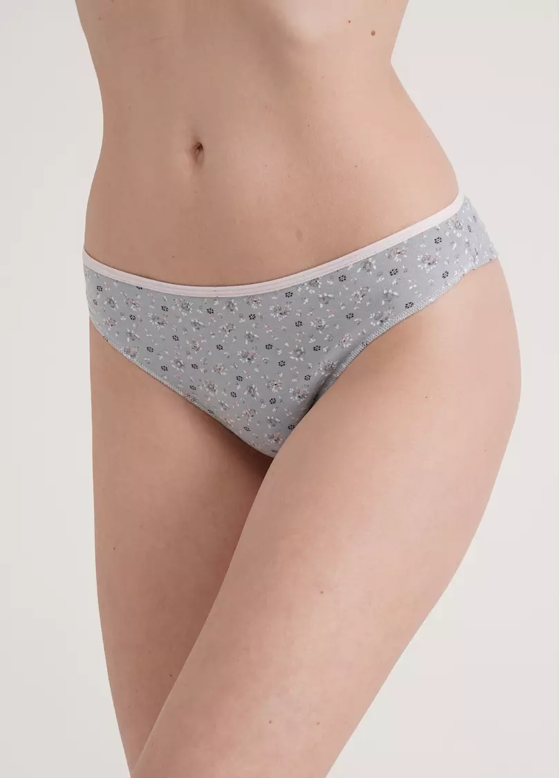 Бавовняні трусики бразиліана у квіти Leila print 2223/60 flowers (сірий)