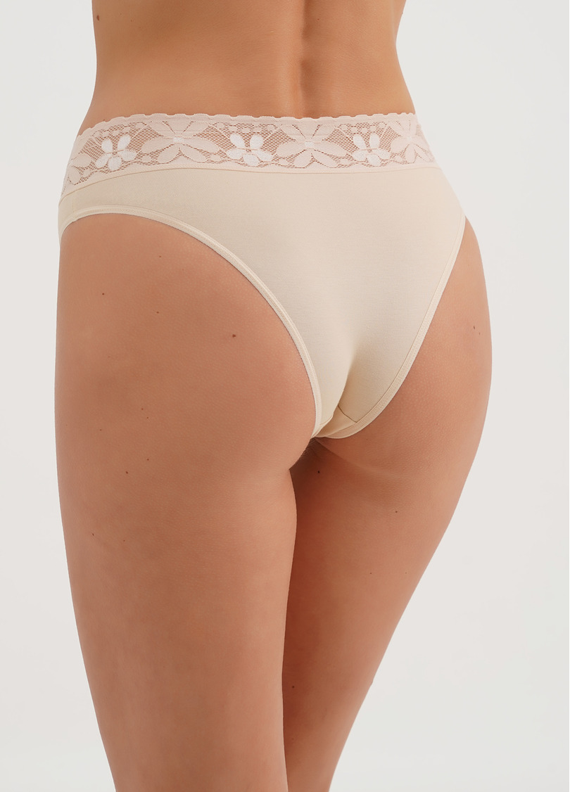 Трусики бразиліана бавовняні з мереживом Leya 2228/61 beige (бежевий)