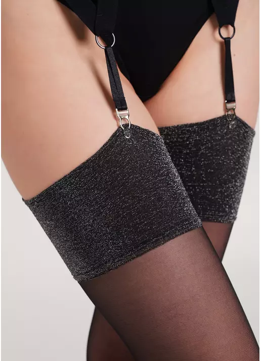 Чулки под пояс с блестящей каймой SEGRETO SHINY 20 silver metallic (черный) Чулки под пояс с блестящей каймой SEGRETO SHINY 20 silver metallic (черный)