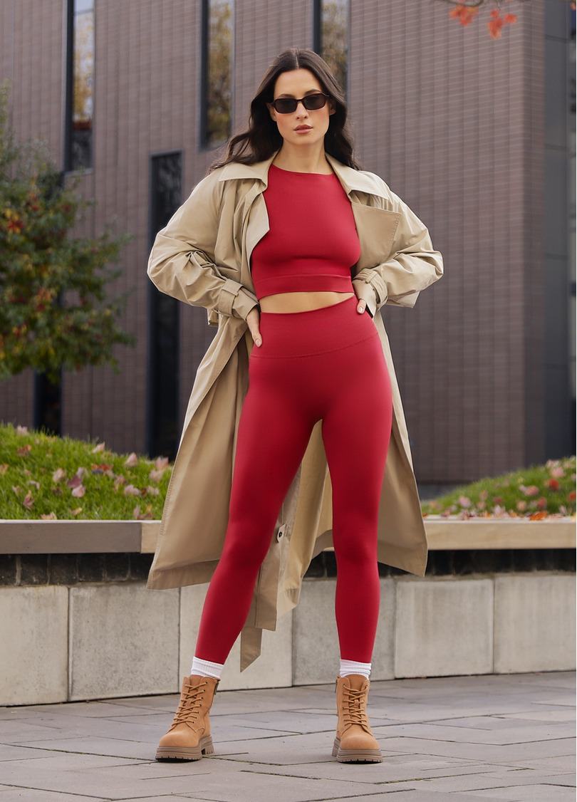 Укороченная бесшовная футболка CROP T-SHIRT winterberry (красный)