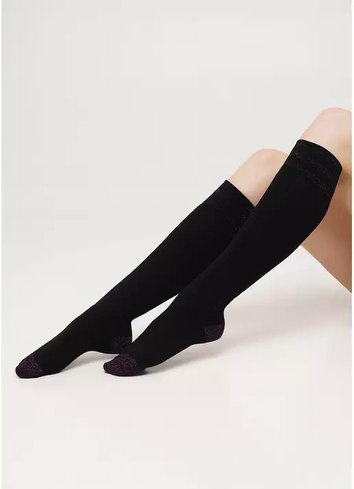 Хлопковые гольфы в рубчик с люрексом WG1 LUREX RIB 002 black/shiny pink metallic (черный)